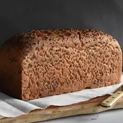 Pan semi integral de trigo 750 g - Madre Resistencia