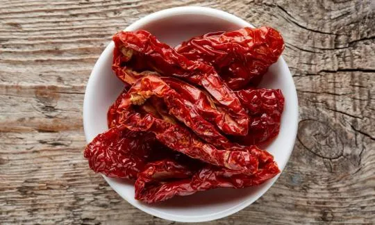 Tomates disecados 100 g - Misión y verdulería La Fruta Ama