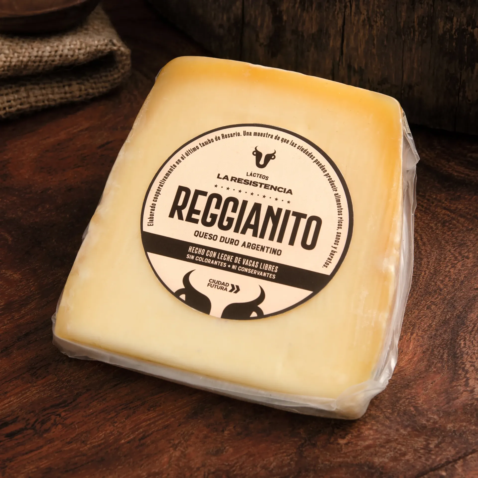 Queso reggianito 500g - Lacteos La Resistencia