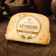 Queso saborizado ají orégano 300 g - Lacteos La Resistencia
