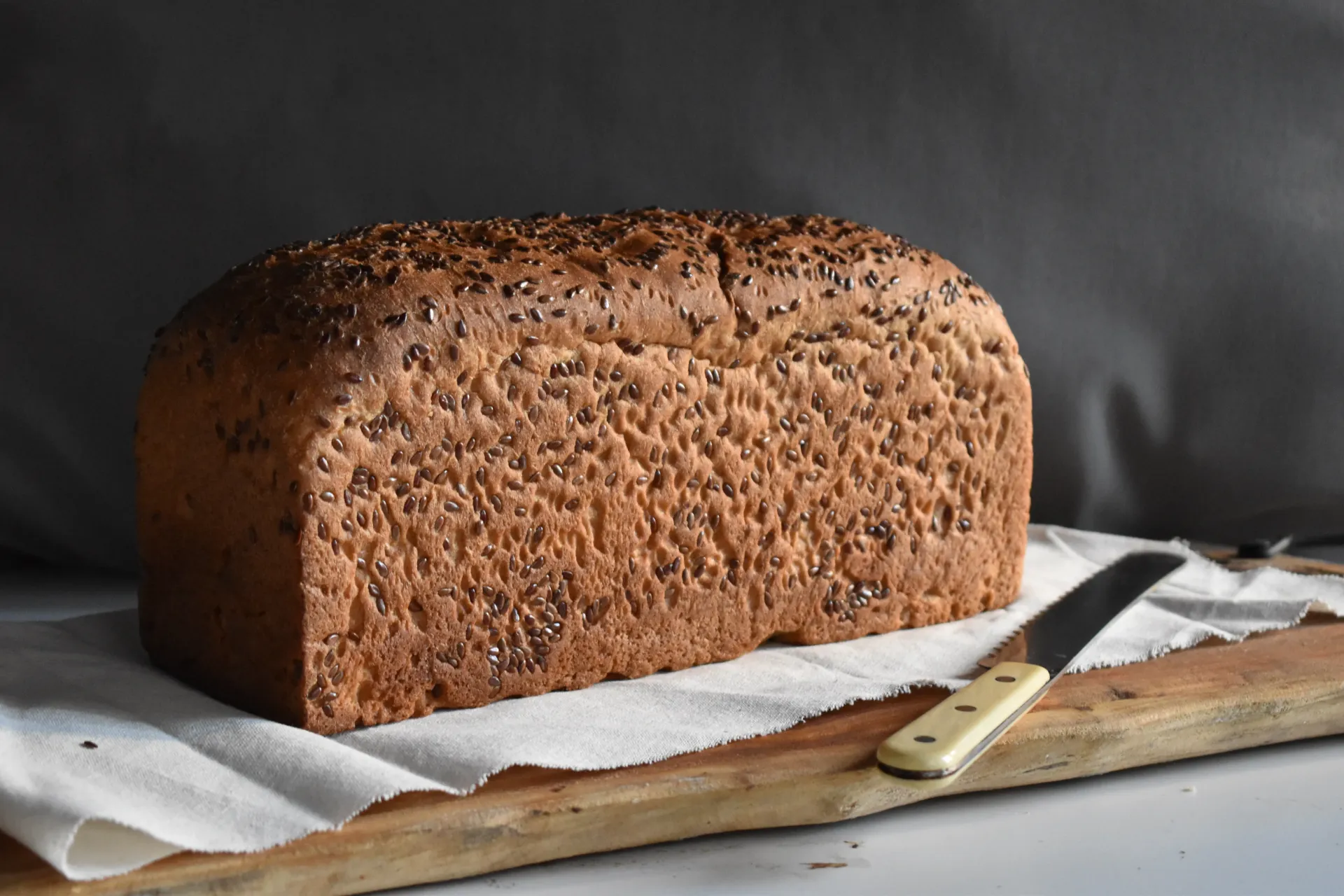 [FRA60135] Pan semillado 750 g - Madre Resistencia